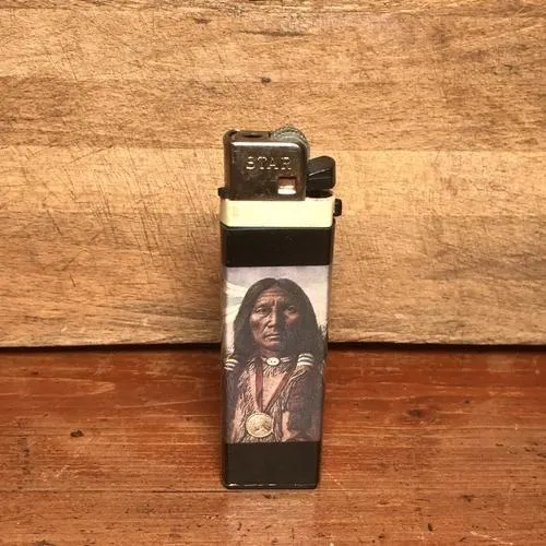 vintage-sitting-bull-feuerzeug-antik-sioux-sammlung image 1