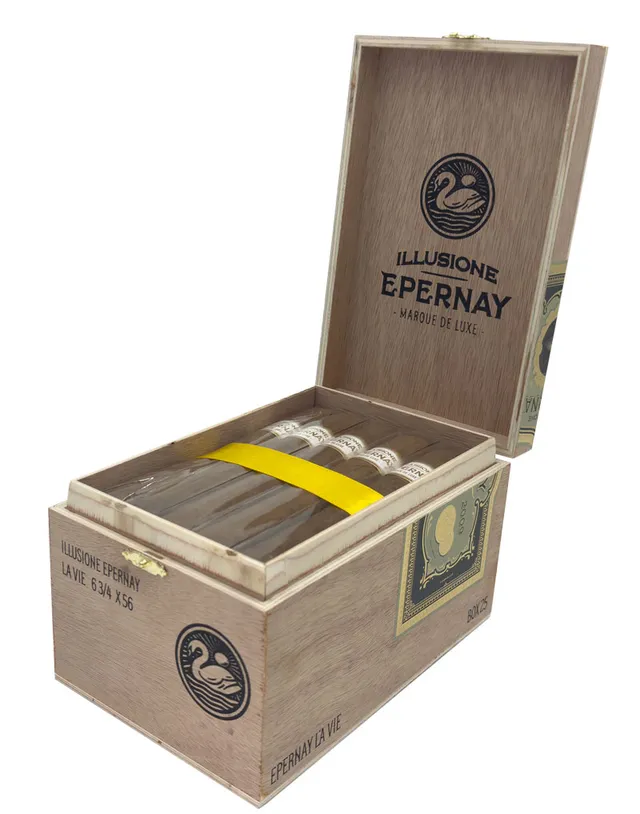 illusione-epernay-la-vie-double-corona-zigarre-box-pressed image 1
